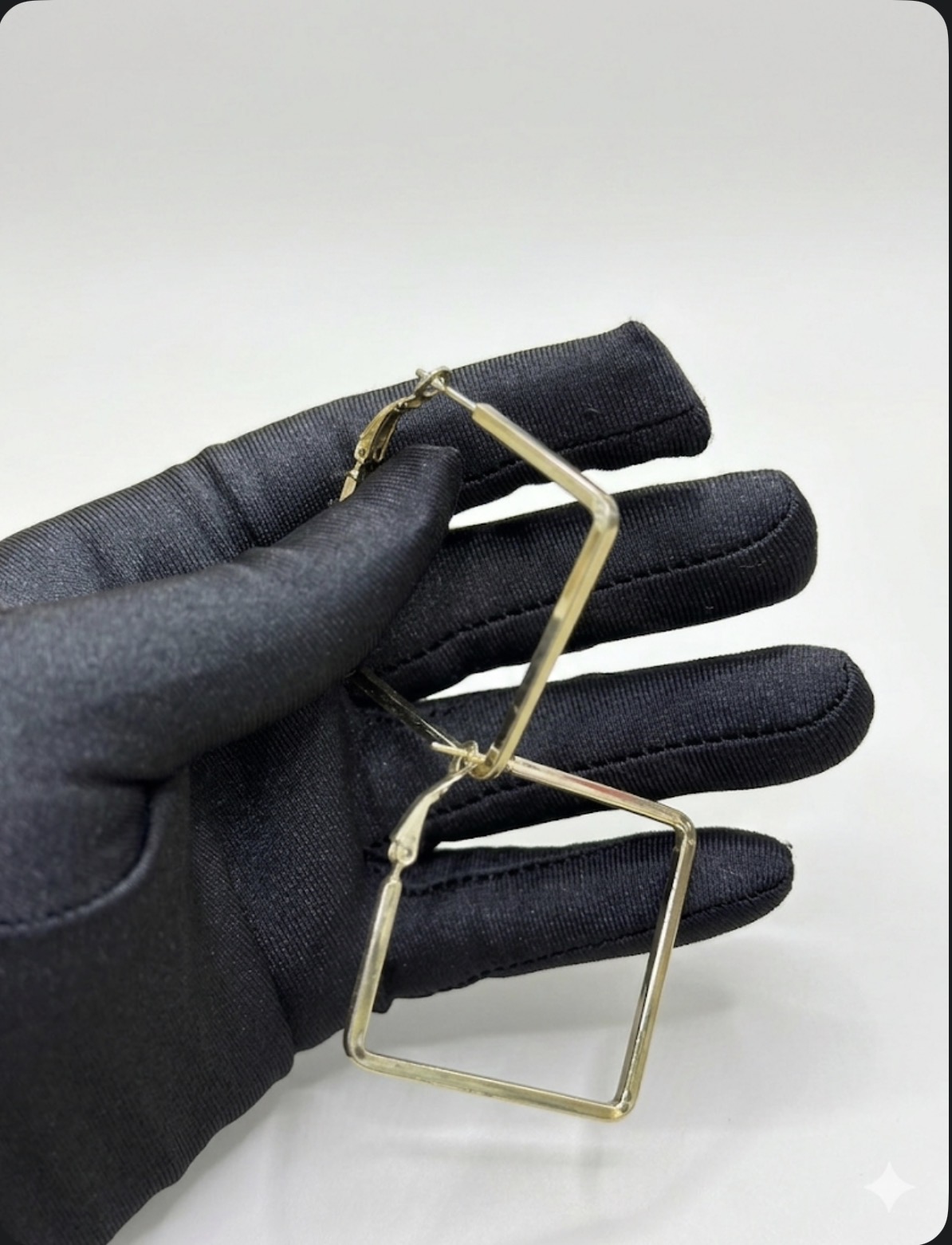 Square hoop earrings