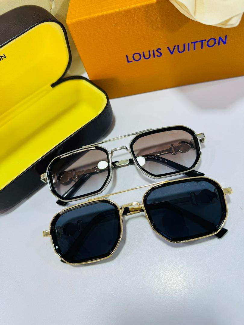 Name: Louis Vuitton Square Aviator Sunglasses